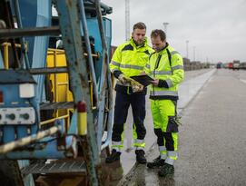Näkyvät työvaatteet